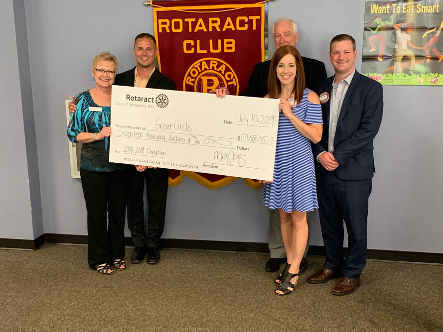 FULL CIRCLE
Rotaract Club of Springfield presented its largest donation yet to partner nonprofit Great Circle on July 10. Pictured, from left, is Great Circle’s Trudy Smith and Marc Truby; Great Circle board member and Rotarian Bill Ricketts; and Rotaract past President Megan Neyer and President Brandon Bowenschulte. The young professionals networking and service organization began in 1995.
